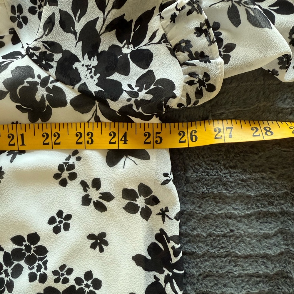 Lane Bryant Black and White Floral Blouse - Picture 7 of 9